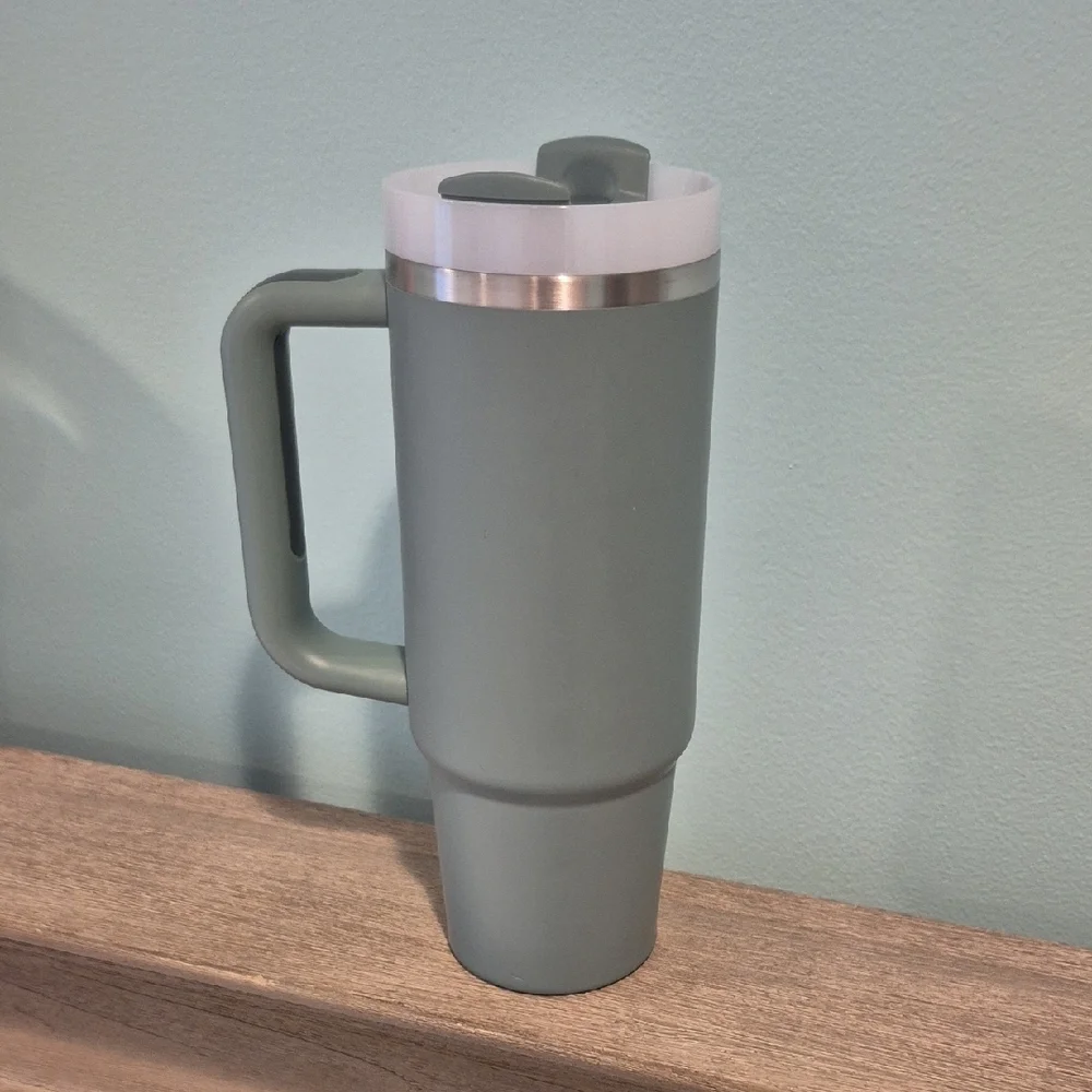 Stanley Sage Travel Mug - Picture 2 of 6